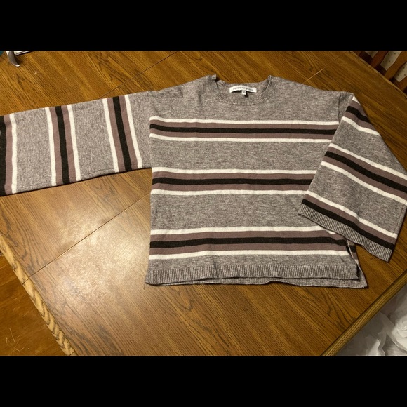 Cupcakes And Cashmere Amour Stripe Bell Sleeve Women’s Sweater - Picture 3 of 8